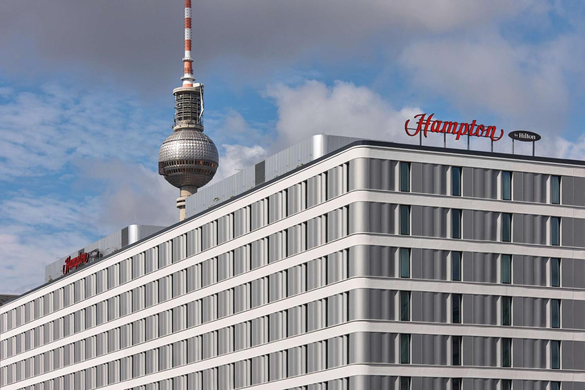 Hampton By Hilton Berlin City Centre Alexanderplatz Exterior photo